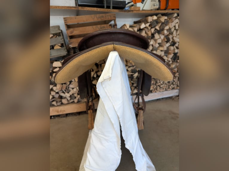 Triple W Platinum Westernsattel 16" Two-Tone | Reining / Allround | (WWW Saddlery)