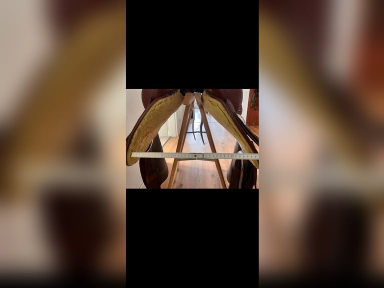 Triple W Platinum Westernsattel FQH 593 16 small butterfly reinin