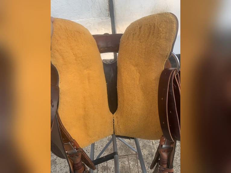 Verkaufe neuwertigen Deuber&Partner westernsattel