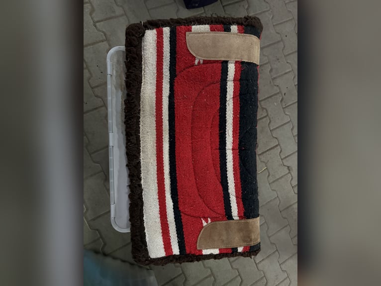 Western Sattel inkl. 3 Pads – top gepflegt & startklar!