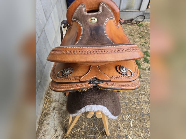 Western Sattel Western Imports Roudskirt mit Pad Reining Westernsattel 