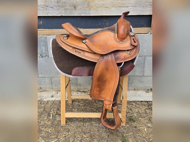 Western Sattel Western Imports Roudskirt mit Pad Reining Westernsattel 