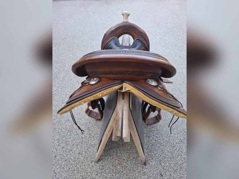 Westernsattel 15,5" Deuber&Partner