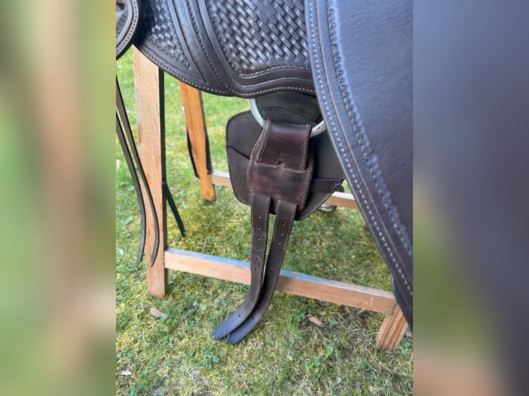 Westernsattel Barefoot Arizona Nut Gr. 1