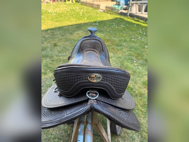 Westernsattel Barefoot Arizona Nut Gr. 1