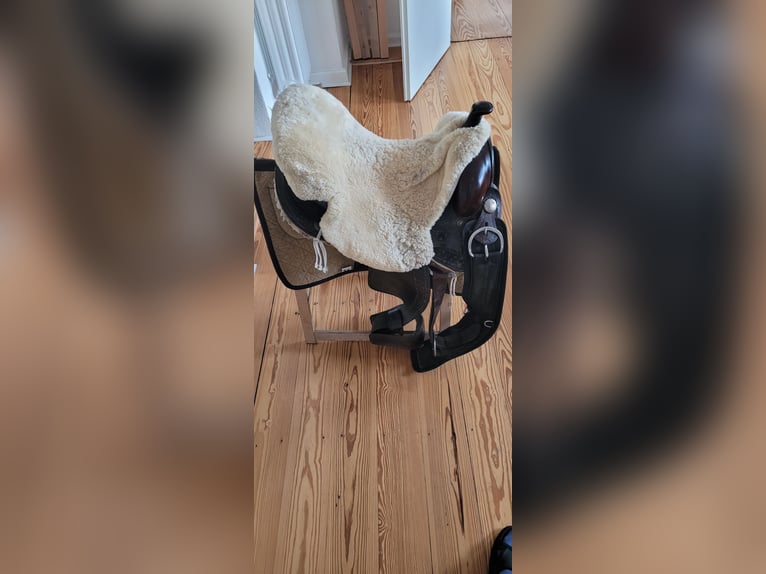 Westernsattel baumlos Fullquarter
