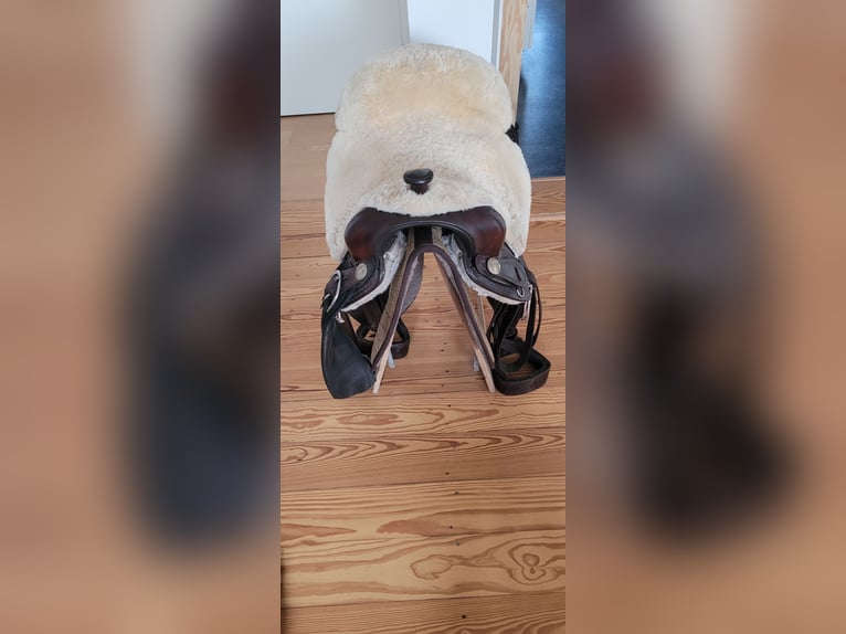 Westernsattel baumlos Fullquarter