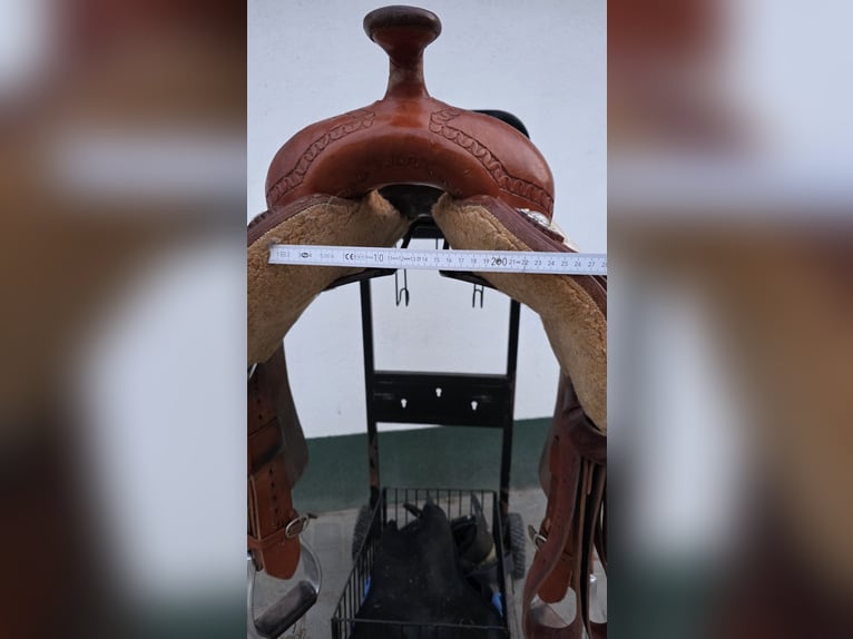 Westernsattel der Marke „4-H Saddlery“ für Kaltblut