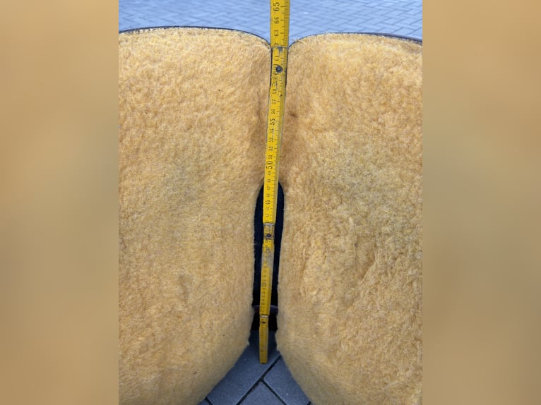 Westernsattel (deuber), Roundskirt