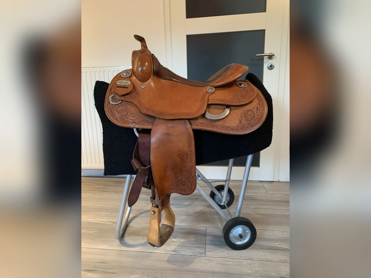 Westernsattel Equine Design von Gomeier World of Saddles