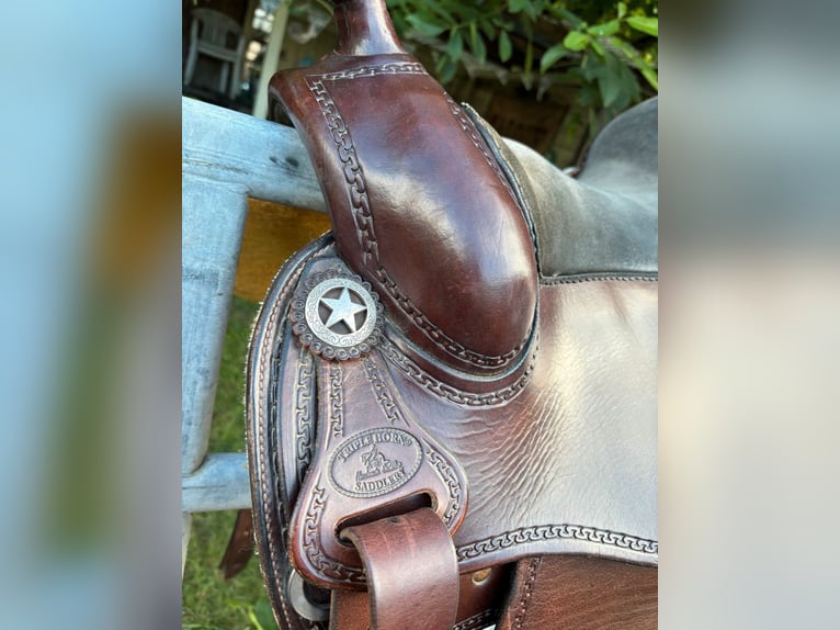 Westernsattel für Warmblut/Kaltblut (inkl. Gurt & Bezug)