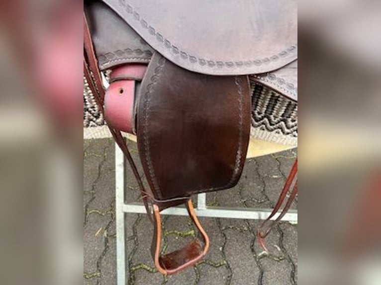 Westernsattel kurz