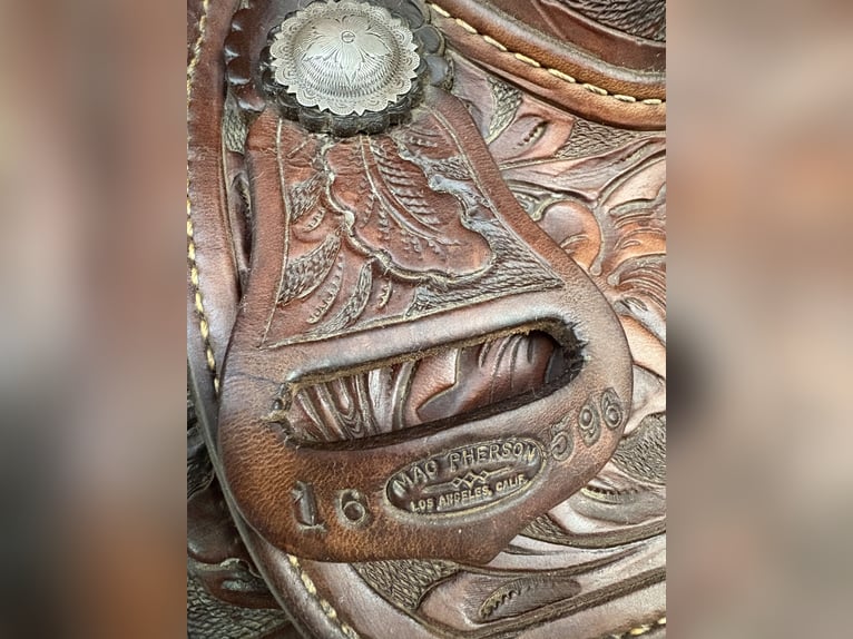 Westernsattel MacPherson Nr. 16 596  18 808