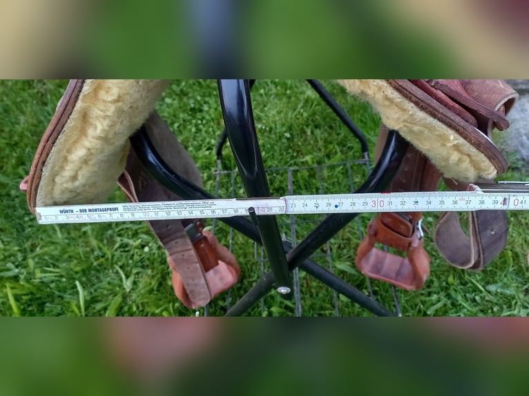 Westernsattel  Pools  1010 Semi Quarter