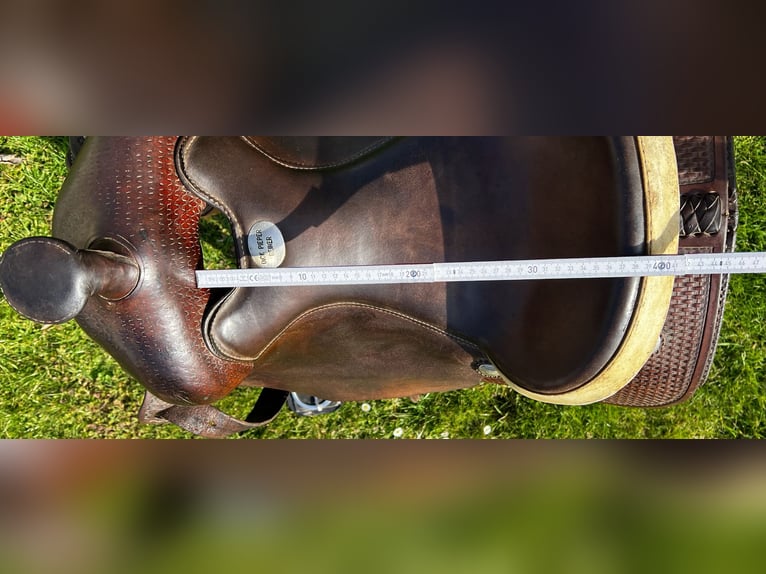 Westernsattel saddlesmith action NRHA 22653 Sitzgröße 15,5