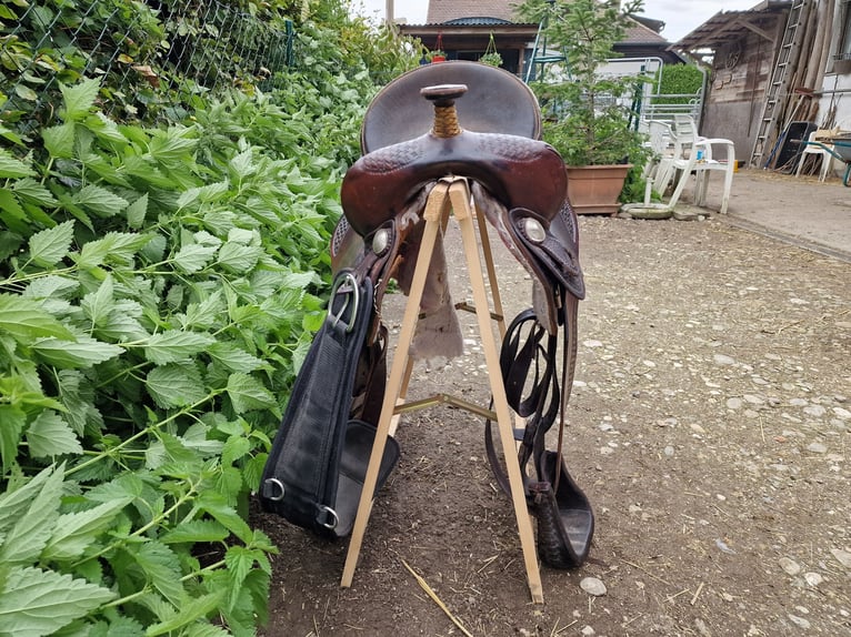 Westernsattel, Sattel (Schlumpf)