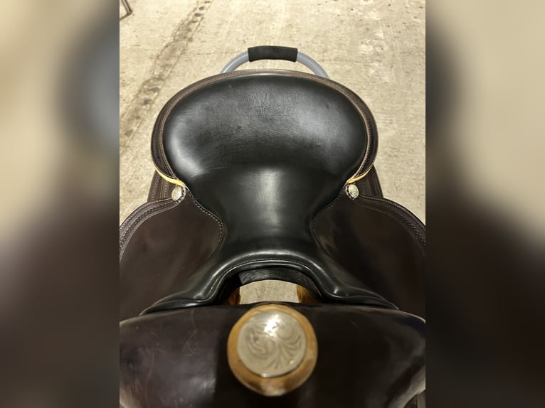 Westernsattel schmal