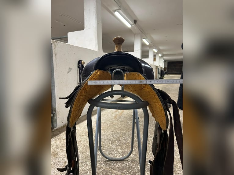 Westernsattel schmal