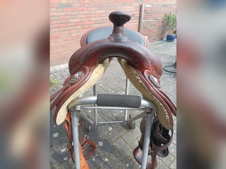 Westernsattel Triple Horn