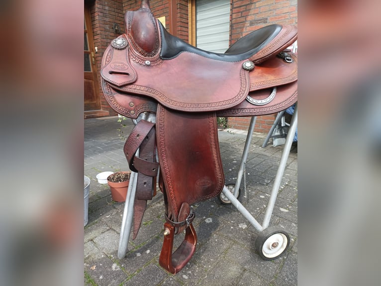 Westernsattel Triple Horn