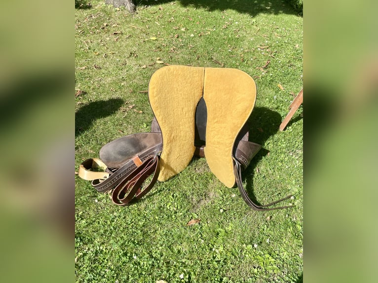 Westernsattel Triple W platinum small butterfly Westernsattel Triple W platinum small butterfly