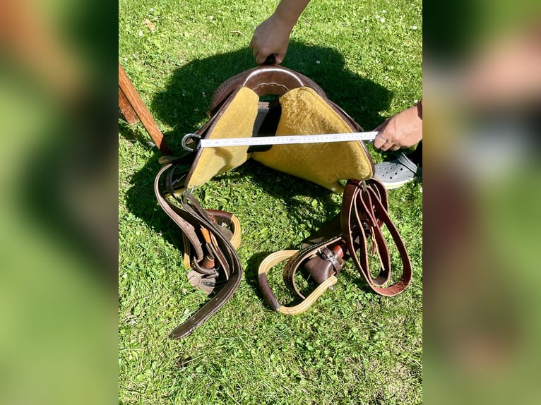 Westernsattel Triple W platinum small butterfly Westernsattel Triple W platinum small butterfly