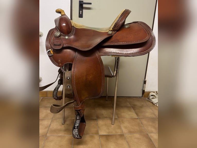 Westernsattel von Bavarian Saddlery 15“