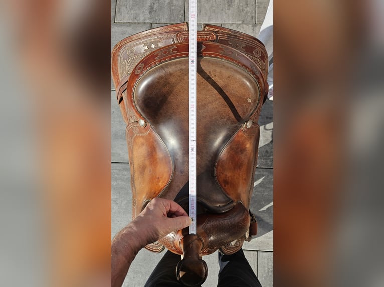 Westernsattel von Cayuse zu verkaufen