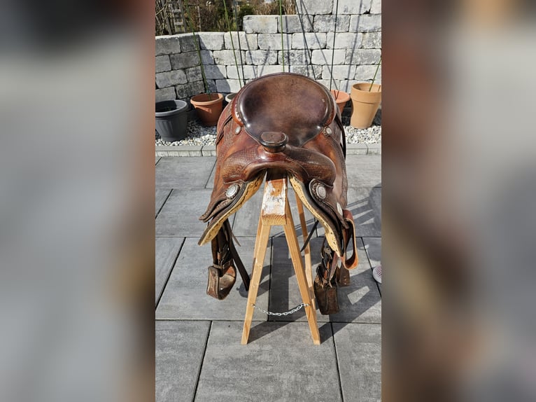 Westernsattel von Cayuse zu verkaufen
