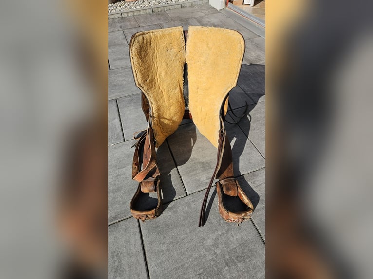 Westernsattel von Cayuse zu verkaufen