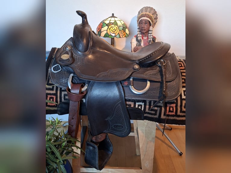 Westernsattel Way out West, Ranchsattel, Ranchriding, Wanderreiten