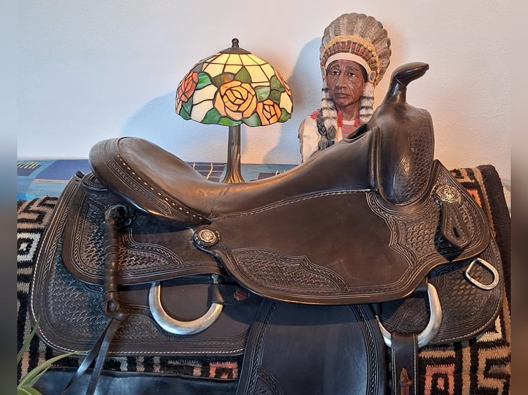 Westernsattel Way out West, Ranchsattel, Ranchriding, Wanderreiten