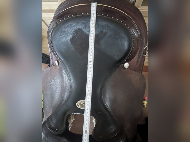 Westernsattel zu verkaufen 