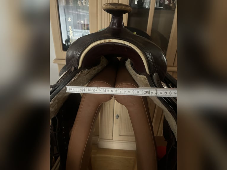 Westernsattel zu verkaufen 