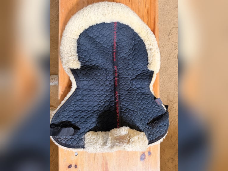 Lammfell Sattelpad