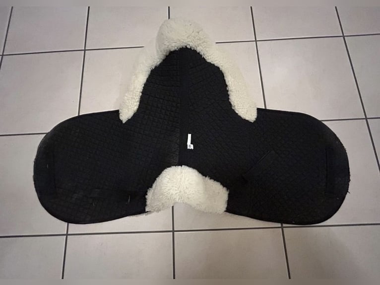 Lammfellunterlage DR WB