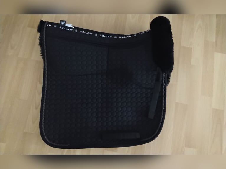 Mattes Fellschabracke