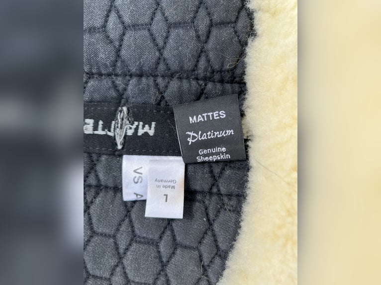 Mattes Sattelpad, echtes Lammfell