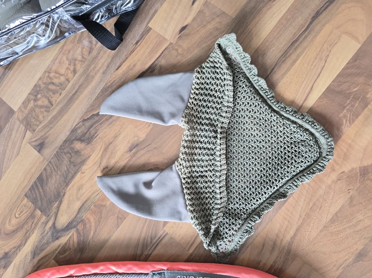 Schockemöhle Dressurschabracke satin-olive WB im Set Schockemöhle Dressurschabracke satin-olive WB im Set