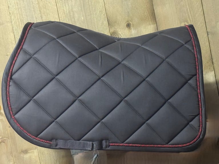 1 x Grey Saddle pad - Jumping