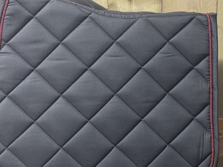 1 x Grey Saddle pad - Jumping