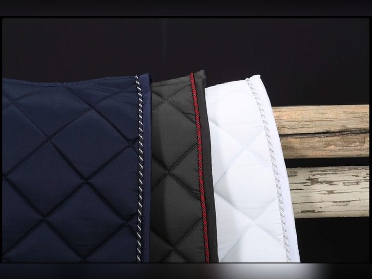 2 x Saddle pads - Dressage