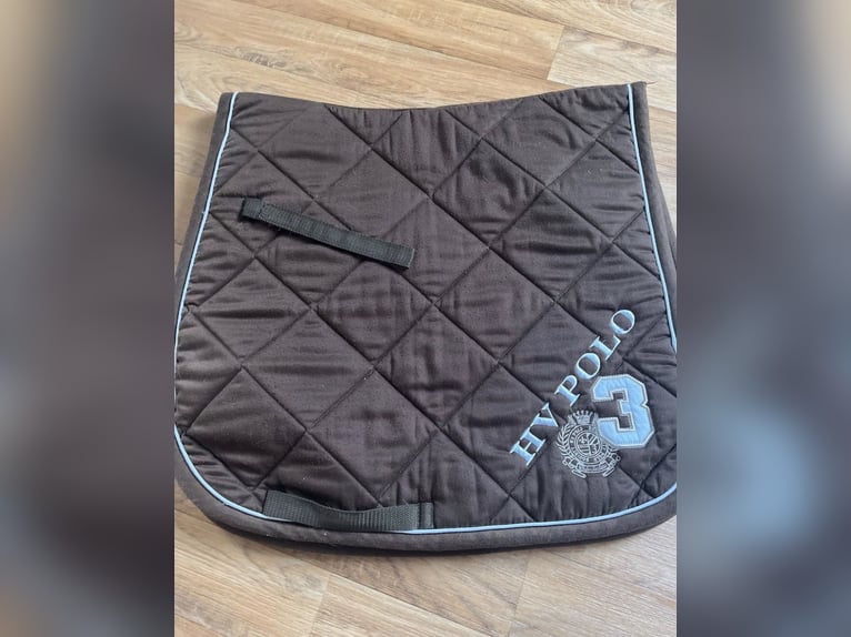 braune Dressur HV Polo Schabracke