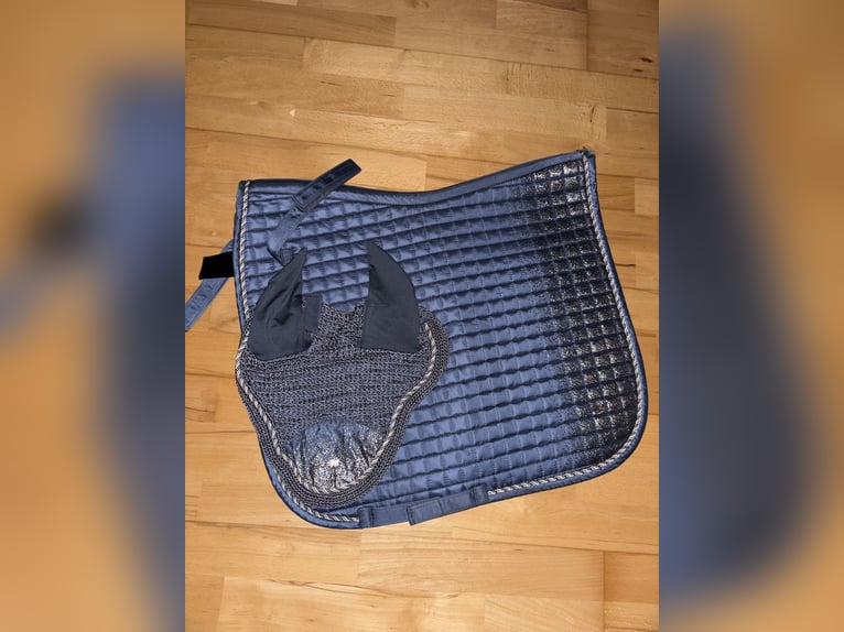 Dressur Schabracke + passende Fliegenhaube in light-denim