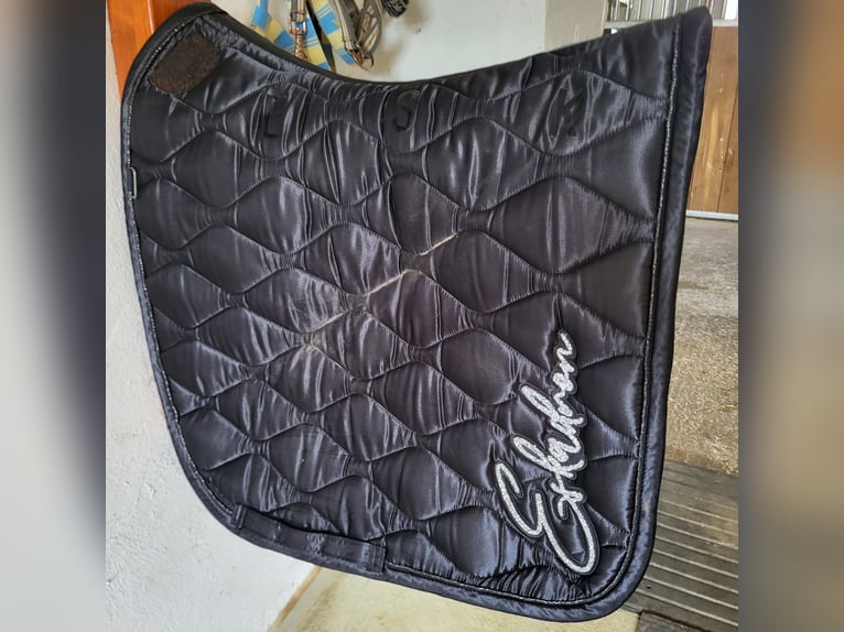 Dressurschabracke Dressurschabracke