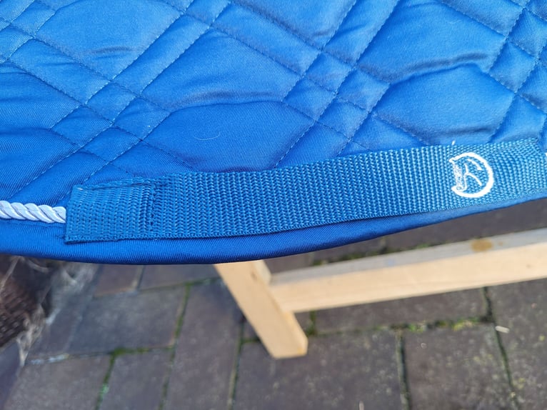 Dressurschabracke Ridersdeal Riderschoice blau 