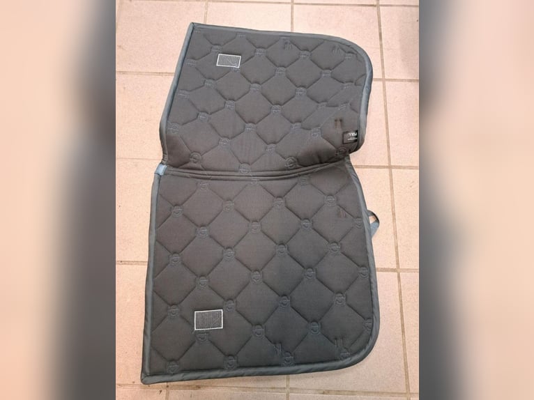 Equestrian Stockholm Schabracke Steelblue Dressur DL