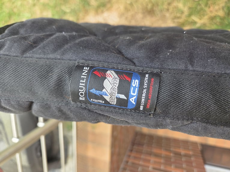 Equiline Schabracke Schwarz, gebraucht