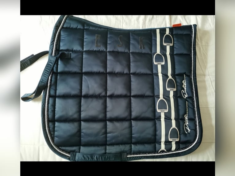 Eskadron Big Square Schabracke Platinum Edition