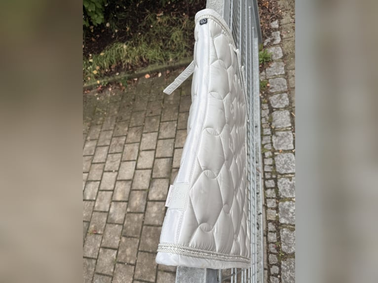 Eskadron Dressur Schabracke 